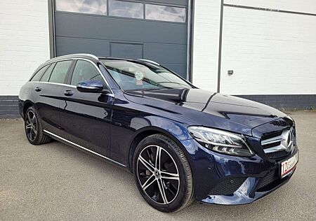 Mercedes-Benz C 300 de Avantgarde LED Navi SHZ AHK el.Sitze18"
