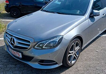 Mercedes-Benz E 350 Avantgarde BlueTec 4Matic
