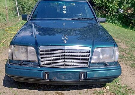 Mercedes-Benz E 280 TE Sportline Automatik