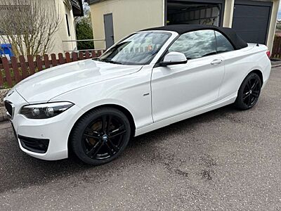 BMW 218 2er Cabrio 218i Cabrio Sport Line