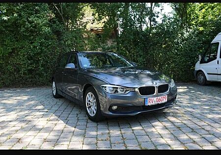 BMW 318d 318 Touring Aut. Advantage