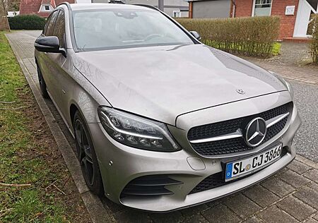 Mercedes-Benz C 220 d T 9G-TRONIC AMG Line