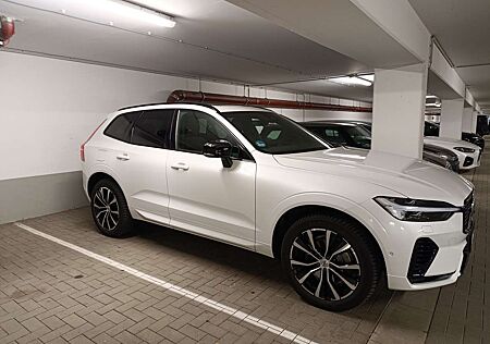Volvo XC 60 XC60 T6 AWD Recharge Ultimate Black Edition