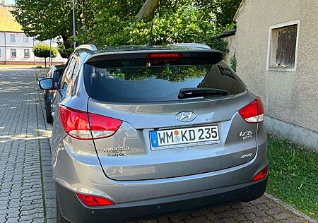 Hyundai ix35 +2.0+CRDi+4WD+Automatik+Style