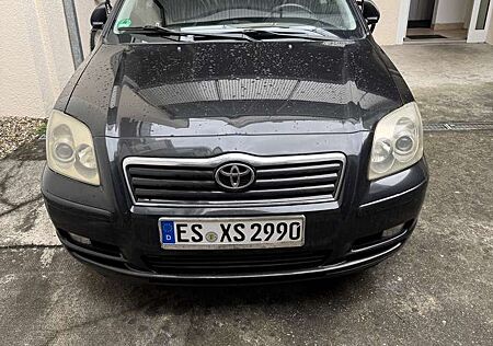 Toyota Avensis 2.0 D-4D Combi Sol