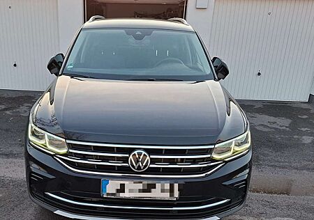 VW Tiguan Volkswagen 2.0 TDI SCR 4MOTION DSG Elegance mit AHK
