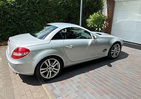 Mercedes-Benz SLK 200