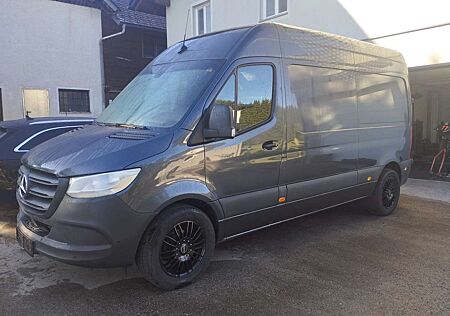 Mercedes-Benz Sprinter 214 CDI Standard HA 7G-TRONIC Plus