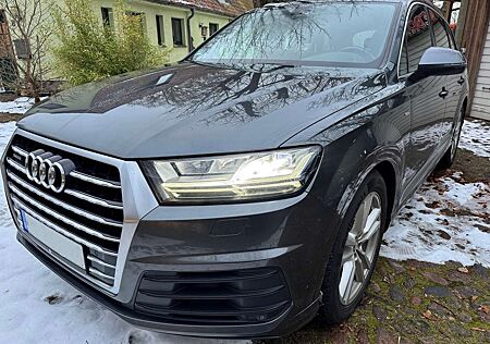 Audi Q7 50 TDI quattro S-tronic 3x S-Line Leder 20"