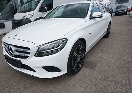 Mercedes-Benz C 300 C -Klasse T-Modell T de*Avantgarde