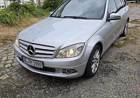 Mercedes-Benz C 180 T CGI Automatik BlueEFFICIENCY
