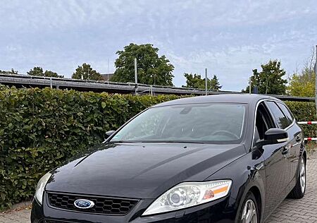 Ford Mondeo Turnier 1.6 EcoBoost Titanium, Navi, Bi-Xenon…