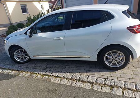 Renault Clio E-TECH Hybrid 140BUSINESS EDITION