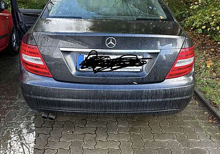 Mercedes-Benz C 180 gebraucht kaufen Mercedes-Benz C 180 BlueEFFICIENCY 7G-TRONIC