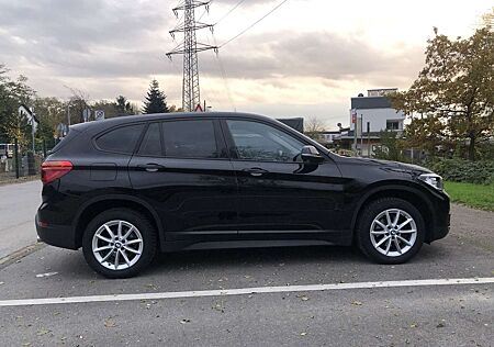 BMW X1 sDrive 18 d Advantage/ Kamera/Navi/SHZ/El.. Heck