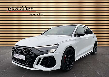 Audi RS3 Sportback/B&O/RS-Design-P.+/Pano/ACC/Matrix