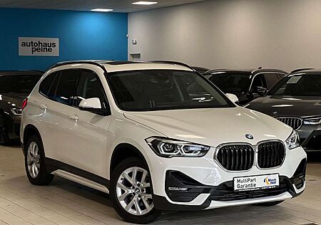 BMW X1 sD18i/HUD/Panor/LED/Kamer/P&DrivAs/SportL