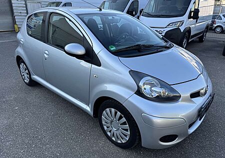 Toyota Aygo Cool TÜV bis 12.2026
