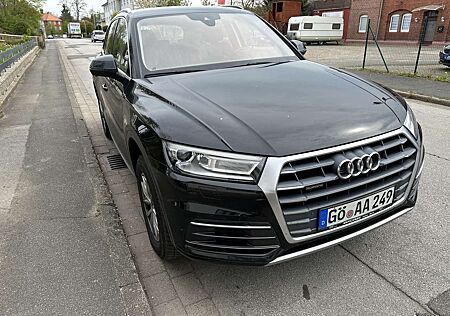 Audi Q5 2.0 TDI S tronic quattro sport *Navi*Leder*