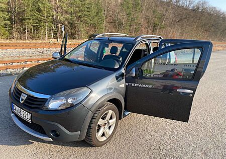 Dacia Sandero 1.6 MPI Stepway