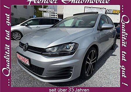 VW Golf Volkswagen VII GTD "Sport & Sound" Pano/Standheizung