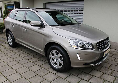 Volvo XC 60 XC60 T5 Geartronic Kinetic Panorama Leder Sitzhzg AHK 1