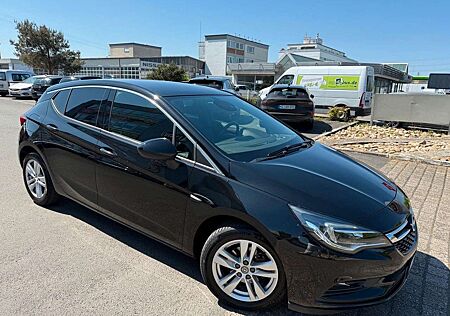 Opel Astra K Dynamic 1.4 (150PS) Navi, RFK, SHZ