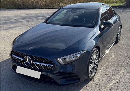 Mercedes-Benz A 250 7G-DCT AMG Line