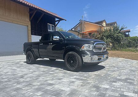 RAM 1500 Quad Cab Laramie