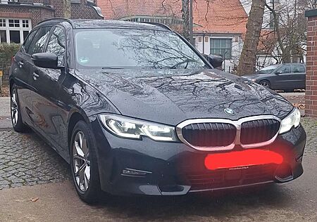 BMW 330i 330 Touring Aut. Sport Line