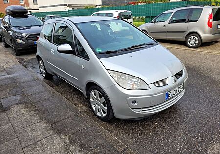 Mitsubishi Colt CZ3 1.1 Motion - Allwetter Reifen- Klima - TOP