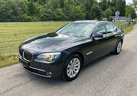 BMW 740d 740 *VOLL*TOP ZUSTAND*SCHECKHEFT*