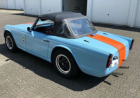 Triumph TR4