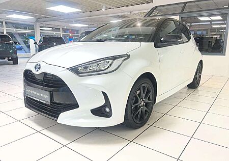 Toyota Yaris Hybrid Style Panoramadach