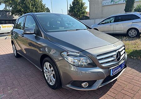 Mercedes-Benz B 180 CDI AUTOM+NAVI+TEMPOMAT+PDC+S.HEIZUNG