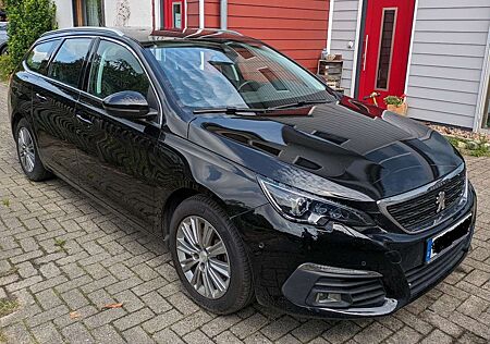 Peugeot 308 SW BlueHDi 130 EAT8 Stop & Start Allure Business-P