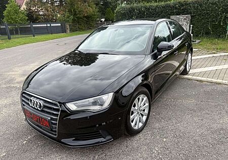 Audi A3 Limousine attraction ultra/Automatik/Xenon/