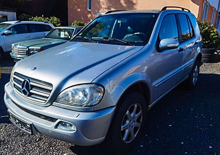 Mercedes-Benz ML 320