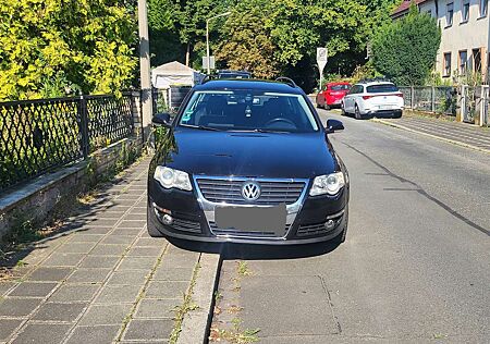 VW Passat Volkswagen 2.0 TDI DPF DSG Comfort Klima, Navi, SHZ