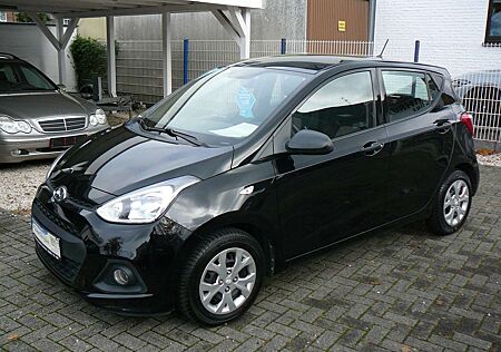 Hyundai i10 Guter zustand,Scheckheft gewartet,Klimaanlage,usw!