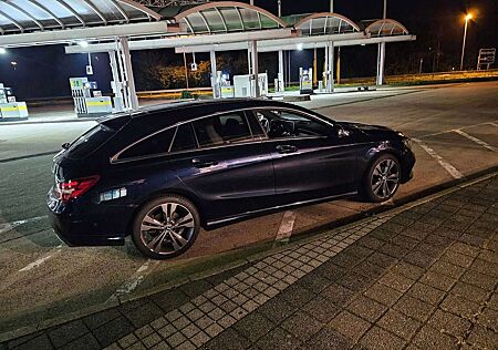 Mercedes-Benz CLA 220 Shooting Brake d 7G-DCT