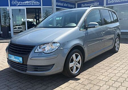 VW Touran Volkswagen United Navi 7-Sitzer