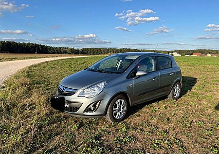 Opel Corsa 1.4 16V Satellite