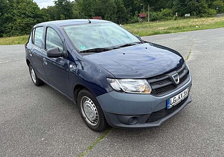 Dacia Sandero 1.2 16V 75 Laureate