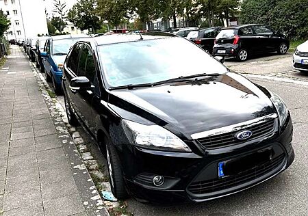 Ford Focus 1.6 Ti-VCT Sport