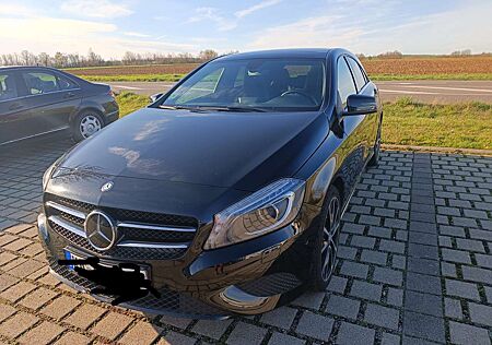 Mercedes-Benz A 180 CDI 7G-DCT 2Style