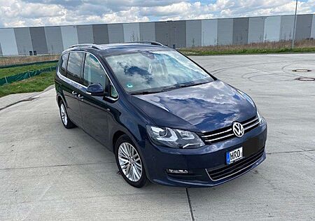 VW Sharan Volkswagen 2.0 TDI DSG,AHK,Standheizung,elektrSchiebetüren