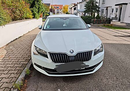 Skoda Superb Combi 2.0 TDIAmbition