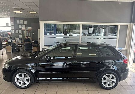 Audi A3 1.2 TFSI Ambition Sportback 5 türer PDC AHK