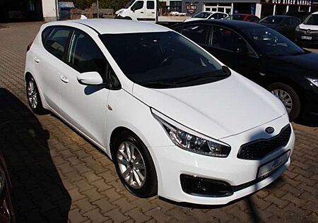 Kia Cee'd Ceed / 1.4 CVVT Edition 7